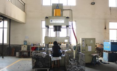 液壓機(jī)